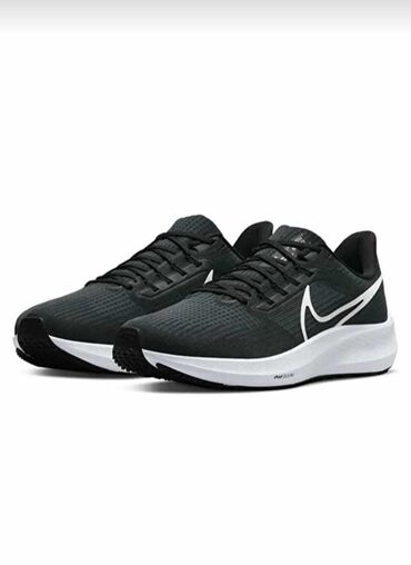 yeniyetmə qış ayaqqabıları: Nike Ayaqqabı Air zoom Təzə 
Razmer:42