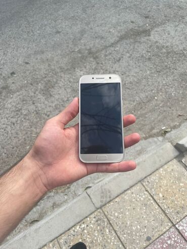 a5 2017 v Azərbaycan | Örtüklər: Samsung Galaxy A5 2017 | 64 GB rəng - Qızılı | Düyməli, Barmaq izi, İki sim kartlı
