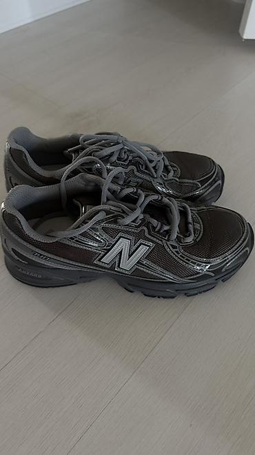 баленсиага траки: Кроссовки New Balance 740, цвет коричневый 
Размер 38,5
- — 3