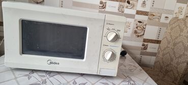 продажа бу бытовой техники в бишкеке: Продается микроволновка Midea Печь Микроволновая Бытовая Midea