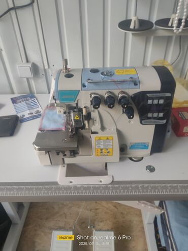 Аксессуары для шитья: Промышленные прямострочные швейные машины с полным столом и педалью — 9