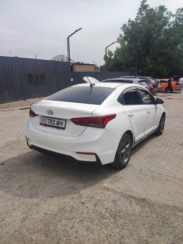 hyundai элентра: Матору каробка четкий ходовой зынк только айдаш керек кондиционер❄💨