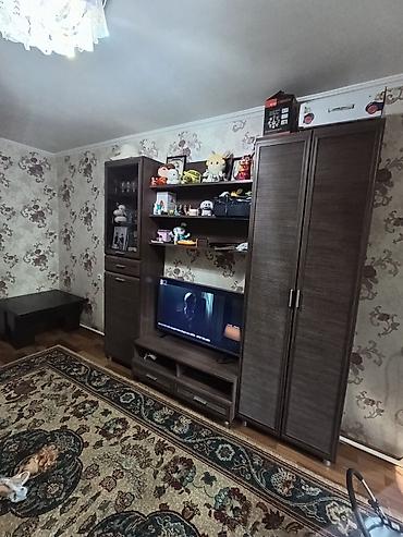 Стенки-шкафы: Стенка-шкаф, Тип стенки-шкафа: Модульная, Для зала, Б/у, Особенности: С отделением под телевизор — 2