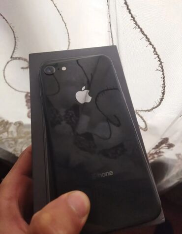 Apple iPhone: IPhone 8, 64 GB, Qara, Zəmanət