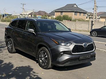 маши: Toyota Highlander: 2022 г., 2.5 л, Вариатор, Гибрид, Кроссовер — 1