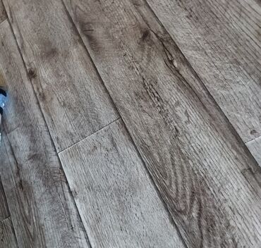 бу пол: Продаю линолеум в отличном состоянии длина 3 метра ширина 2метра 24