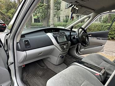 Toyota: Toyota Opa: 2003 г., 1.8 л, Автомат, Бензин, Хэтчбэк — 8