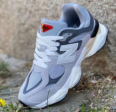 Patike: Svi modeli po 2850 din
br 36 do 46 — 2