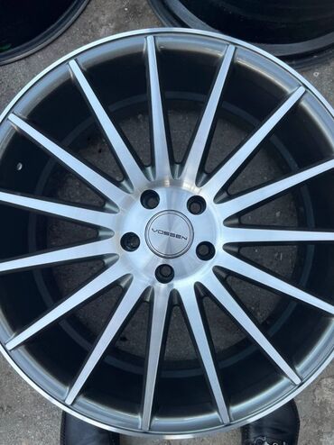3 23 most: Disk təkər Vossen 245 / 35 / R 20, 5 Boltlu