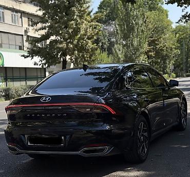 gra: Hyundai Grandeur: 2022 г., 2.4 л, Автомат, Гибрид, Седан — 3