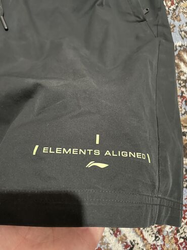 пошив мужской одежды: Шорты L (EU 40), XL (EU 42), цвет - Черный
