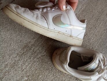 Patike: Nike, 38.5, bоја - Bela — 8