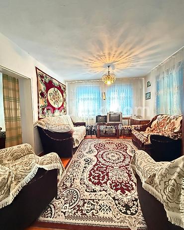 Продажа коттеджей и домов: 🔥СРОЧНО! 🏠Продаётся дом в с. Сокулук 🟡Комнаты: 4 🟡Участок: 6 соток — 12