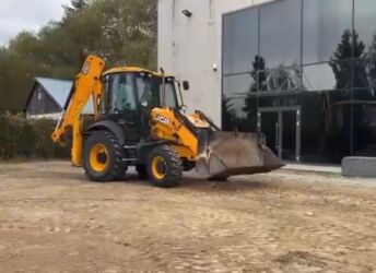 Ekskavatorlar: Başlıq: Texnika ideal vəziyyətdədir. Wp ile elaq saxlayin. Təsvir — 2