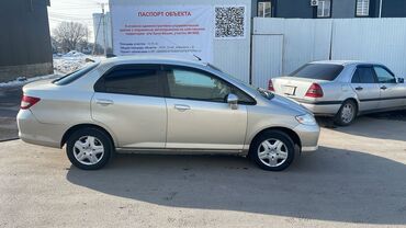 Honda: Honda Fit Aria: 2003 г., 1.5 л, Автомат, Бензин, Седан