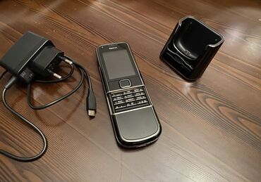 Nokia: Nokia 8 Sirocco цвет - Черный