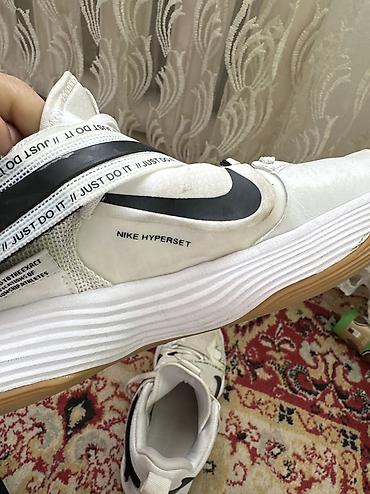 nike зимние: Мужские кроссовки, 39, 40, Nike, Б/у, цвет - Белый, Самовывоз — 5
