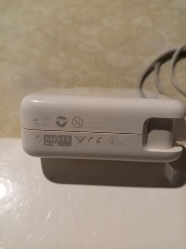 Noutbuklar üçün adapterlər: Macbook noutbuk adapteri — 8