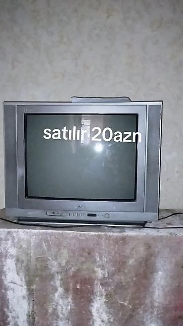 dvd ssd: HP LCD kompüter monitoru və köhnə tip kineskop televizor - HP marka — 2