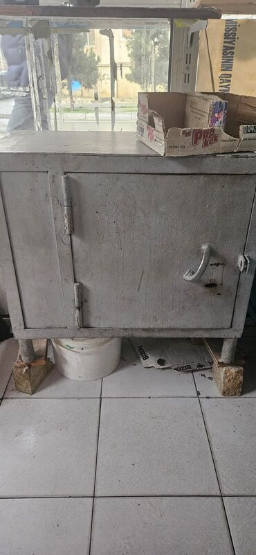 Seyflər: Metal seyf dolab - Material: qalın metaldan hazırlanmış, möhkəm — 6