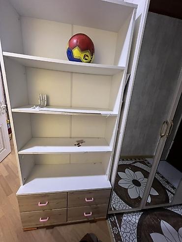 mebel evi: Açıq rəngli çoxfunksiyalı rəf və çekmece bloku - Material — 1