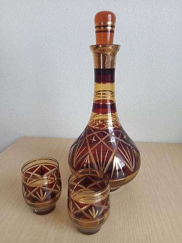 Стаканы: Продаю стаканы разного вида. Шесть стаканов и кувшин ёмкостью 1,2 — 2