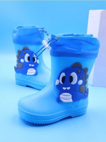 Čizme: Cena:2000din Dostupni — 6