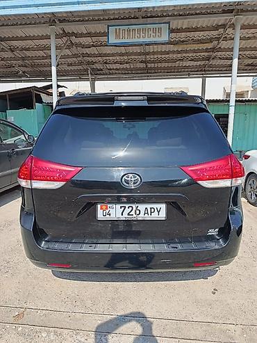 Toyota: Toyota Sienna: 2010 г., 3.5 л, Автомат, Бензин, Минивэн — 3
