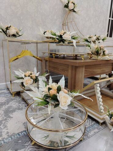 Xonçalar: Salam xonça yeni alınıb 1 dəfə istifadə olunub. Ehtiyac yoxdur — 18