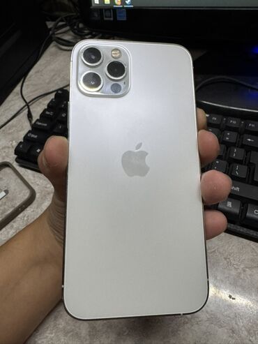 аккумулятор для айфона: IPhone 12 Pro, Б/у, 128 ГБ, Серебристый, Чехол, 100 %