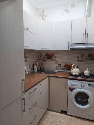 Uzunmüddətli kirayə mənzillər: 9 mkr,Tərlan şadlıq evinin arxasında, 12 mərtəbənin,2-ci — 5