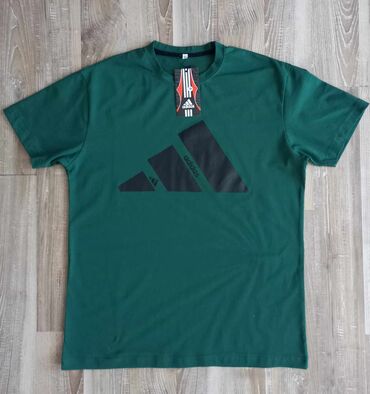 Majice: M-2xl
1400 na lalafo.rs — 18 Majice: M-2xl
1400 — 18