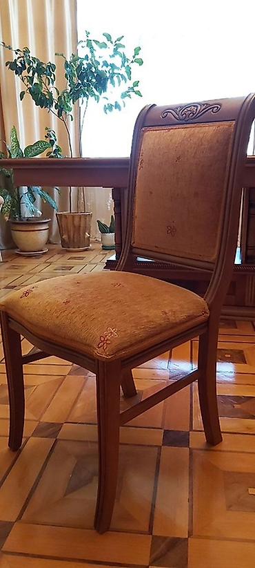 6 stul: Klassik dizayna malik qonaq otağı mebel dəsti Tərkibi: - Geniş yemək — 2