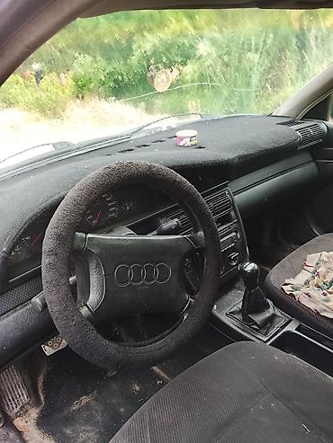 тиков: Audi 100: 2000 г., 2.3 л, Механика, Бензин, Седан — 4