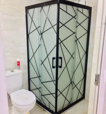 Duş kabinaları, arakəsmələr: Yeni Arakəsmə, Künc üçün, Ünvandan götürmə, Pulsuz çatdırılma — 22