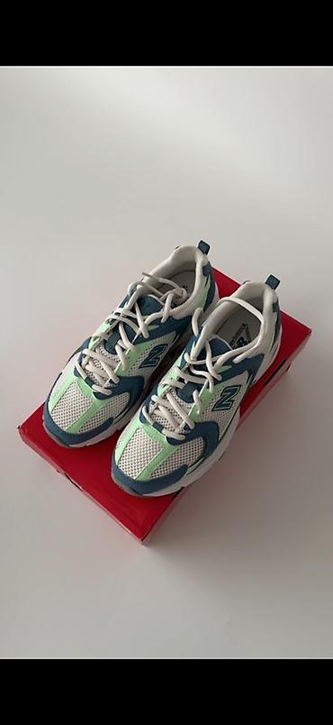 Айымдардын бут кийими: Кроссовкалар, 37.5, New Balance, Жаңы, Акылуу жеткирүү, Өзү алып кетүү — 2