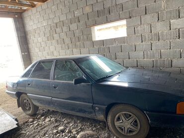 Audi: Audi 100: 1988 г., 2.3 л, Механика, Бензин