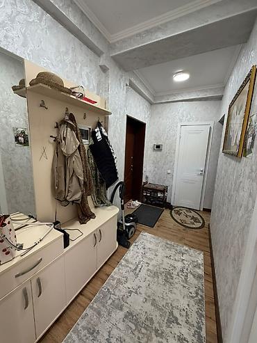 89: 2 комнаты, 42 м², 12 мкр Элитка, 3 этаж, Евроремонт — 4
