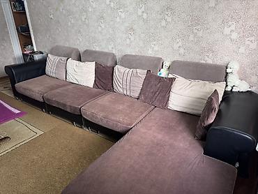 sofa: Угловой диван, C подушками — 3