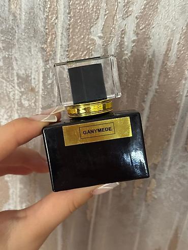 la parretta parfums: GANYMEDE – uniseks ətir 30ml - Şüşə: qara kvadrat flakon, şəffaf — 1