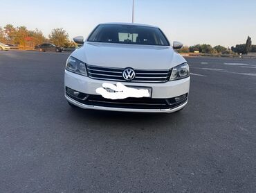 Volkswagen: Volkswagen Passat: 1.8 l | 2013 il — 4