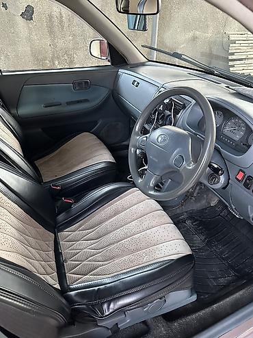 Toyota Duet: 2002 г., 1 л, Автомат, Бензин, Хетчбек — 6