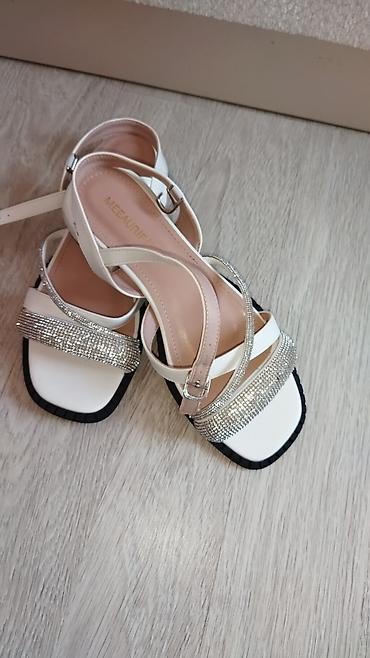 eqa shoes: Ölçü: 38, rəng - Ağ, İşlənmiş — 1