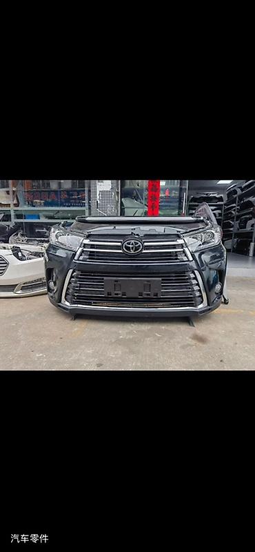 Бампер и комплектующие: Бампер Toyota, Оригинал — 51