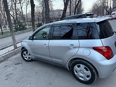 Toyota: Toyota Ist: 2003 г., Хэтчбэк — 7