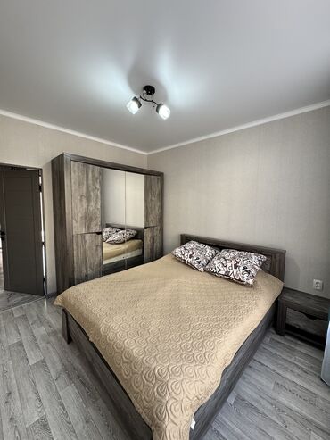 Посуточная аренда домов: 50 м², 3 комнаты — 7