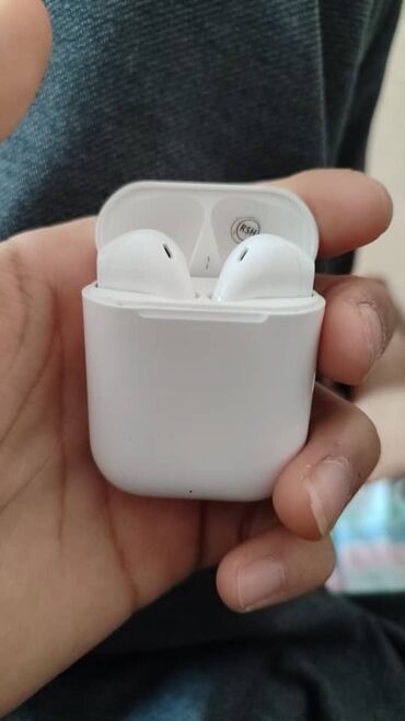 клавиатура и мышь для телефона: Airpods 1