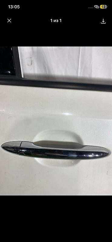 d4hb: Ручка двери внешняя передняя правая для Kia Carnival YP (поколение 3) — 1