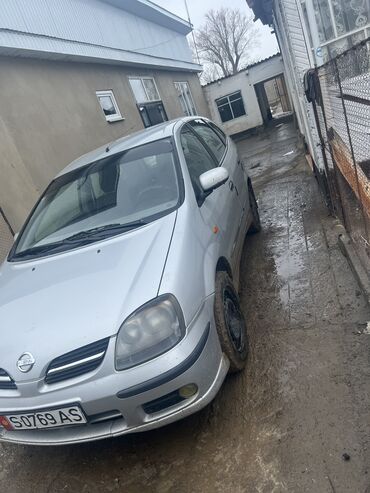 Nissan: Nissan Almera Tino: 2004 г., 1.8 л, Механика, Бензин, Хэтчбэк