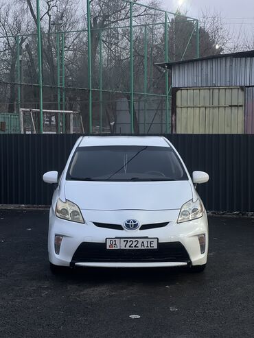 Toyota: Toyota Prius: 2014 г., 1.8 л, Вариатор, Гибрид, Седан